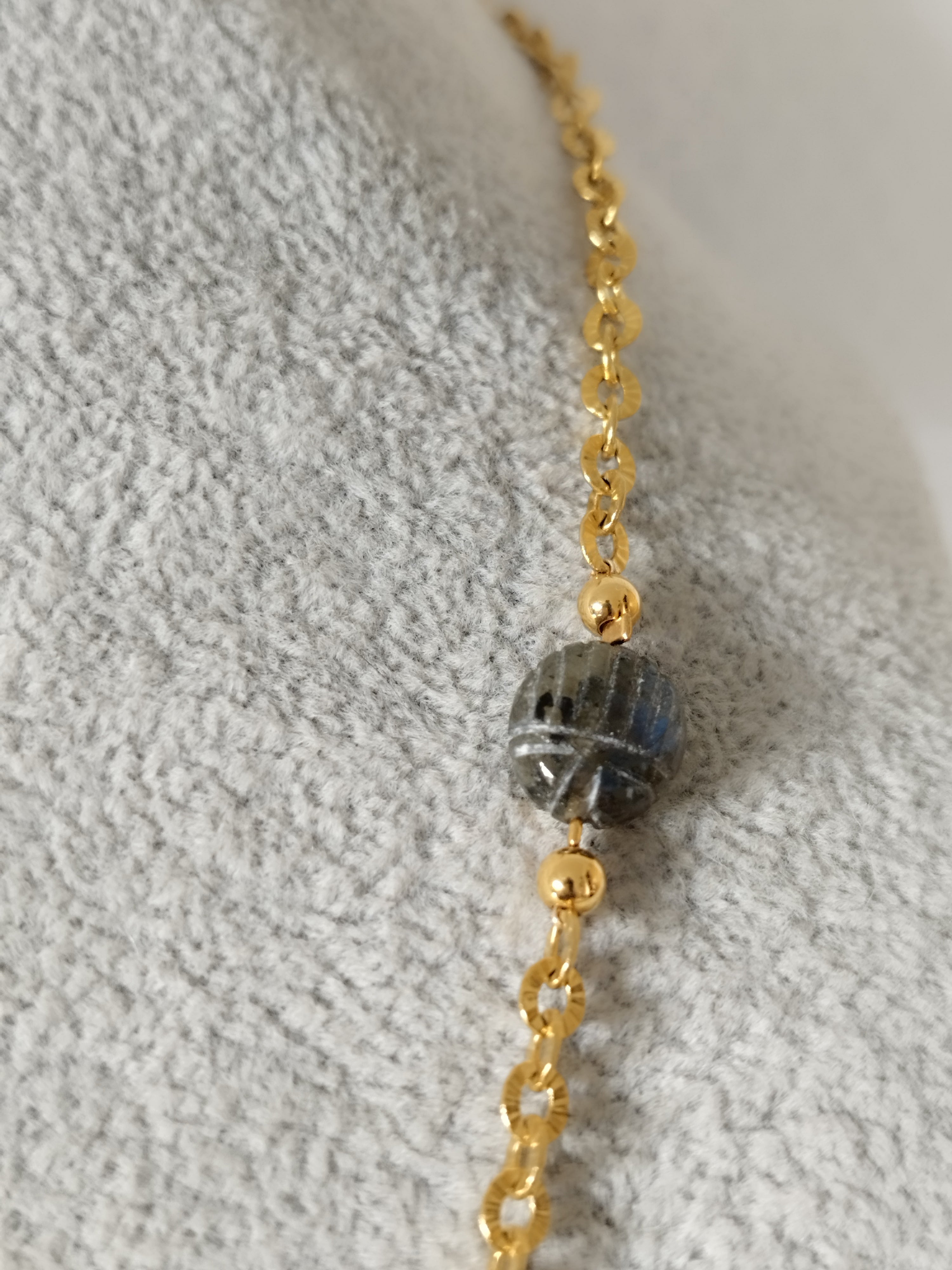 Collier Bonne Étoile et Scarabée Labradorite