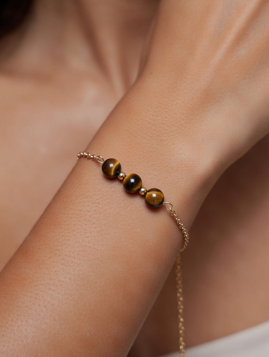 Bracelet en Œil de Tigre avec Chaîne Dorée
