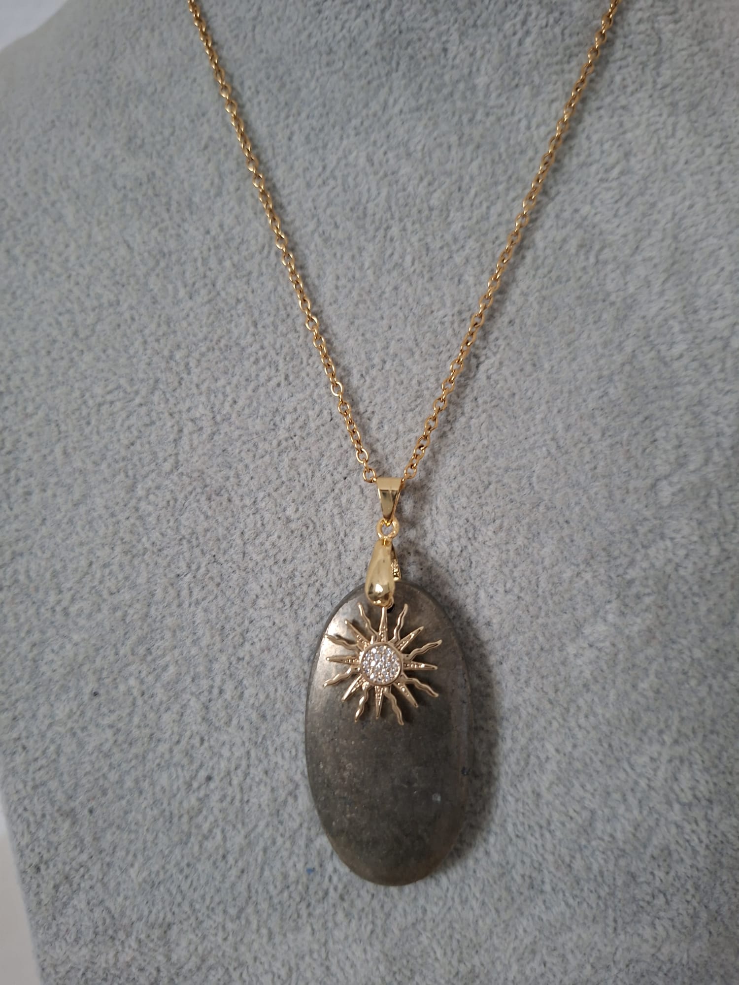 Collier Athéna en Pyrite