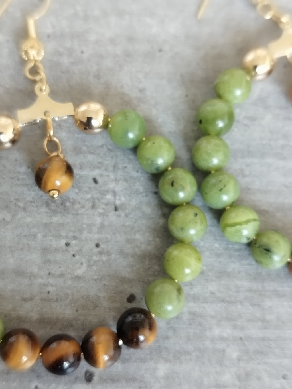 Créoles 40 mm Jade et Œil du Tigre