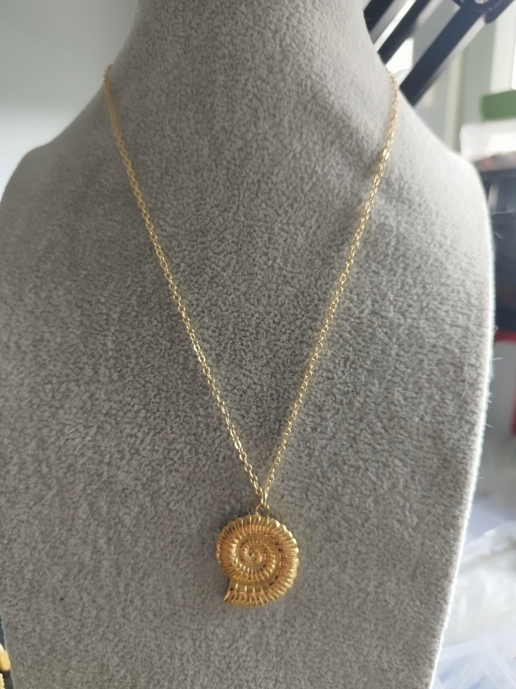 Collier Pendentif Spirale Ammonite