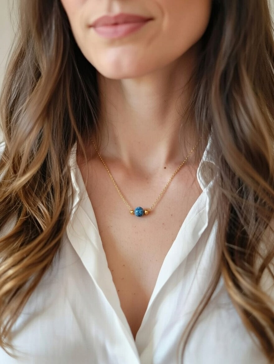 Collier Intemporel en Pierres Naturelles