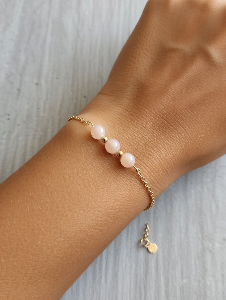 Bracelet en Pierre du Soleil avec Chaîne Dorée